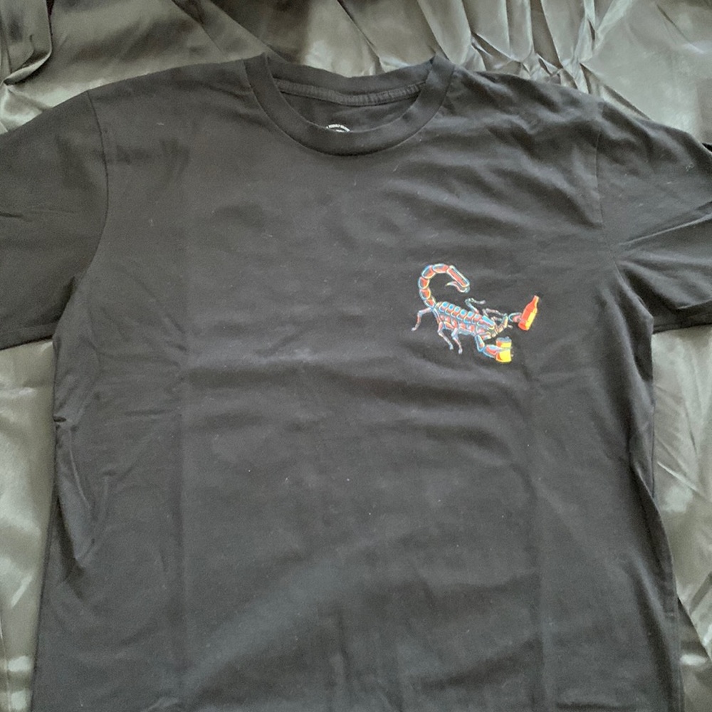 Size medium Milton Mango shirt Like NEW!